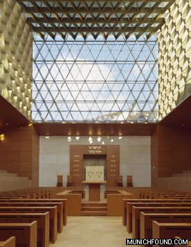 Synagoge Innen 276x